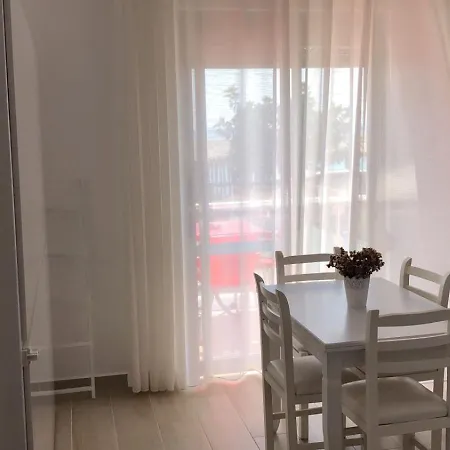 Apart Otel Kalluci 3*