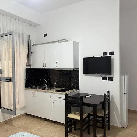 Kalluci Apart Otel 3*